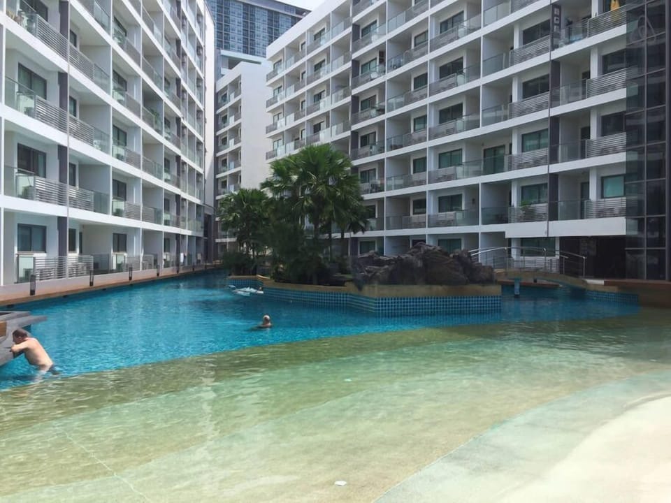 Large NEW 1 BR at Laguna Beach 1 Jomtien