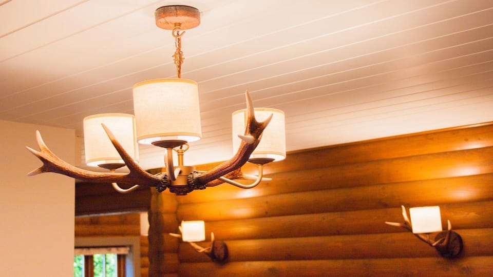 Beautiful fittings throughout