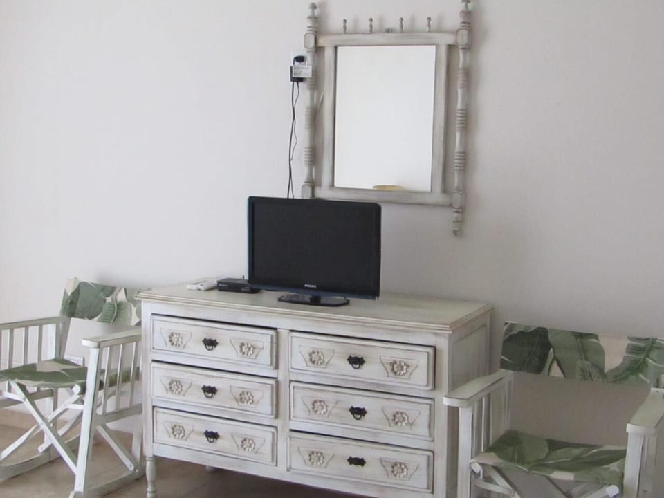 Habitacion2 with TV/ Bedroom2 with TV