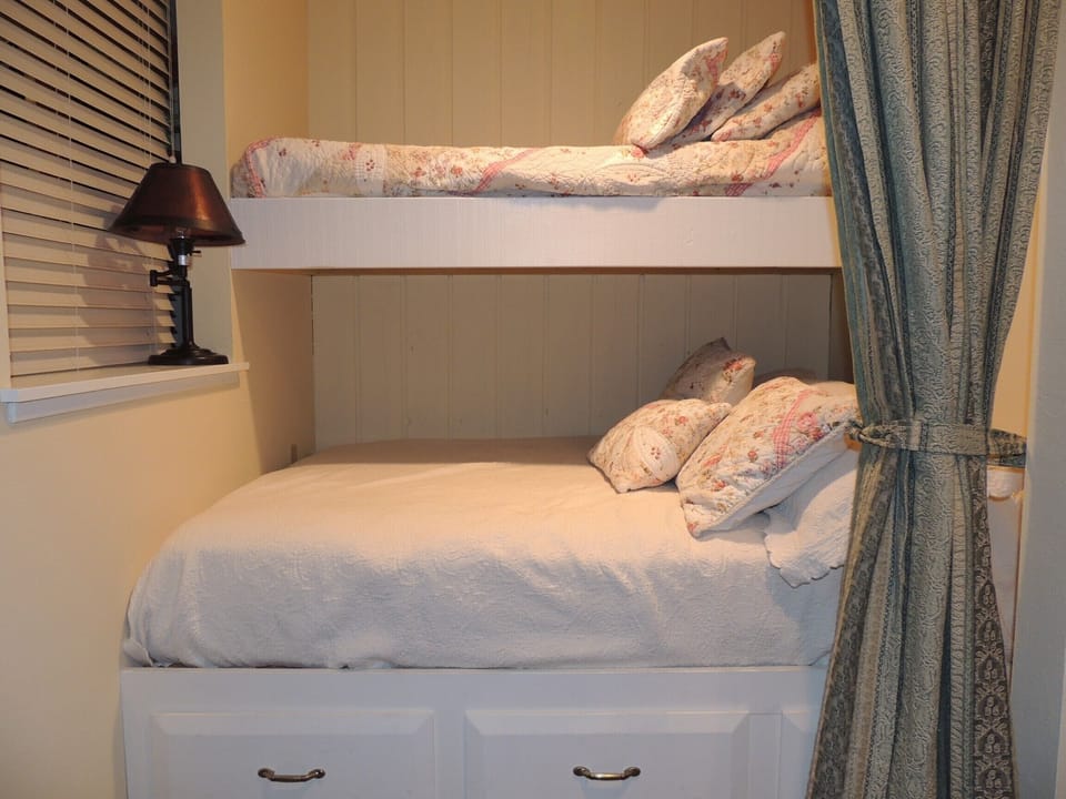 Bunk area with full bottom bunk