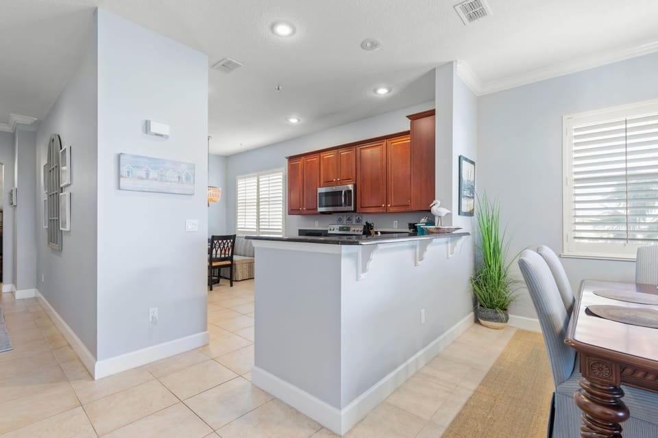 Large Kitchen to make your favorite meals.