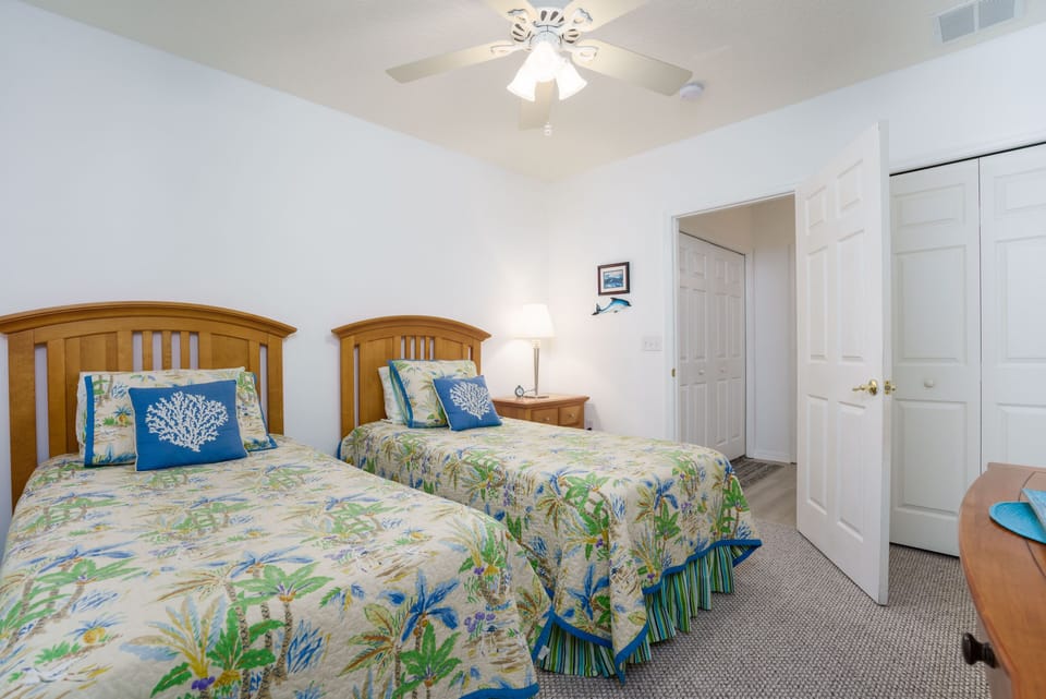 3rd Bedroom features 2 Twin Beds