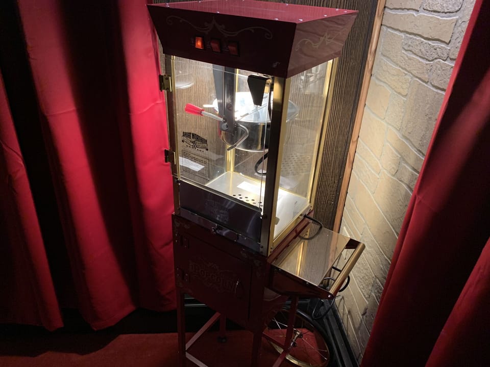 Popcorn machine