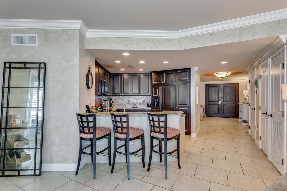 Dining Room 1.1