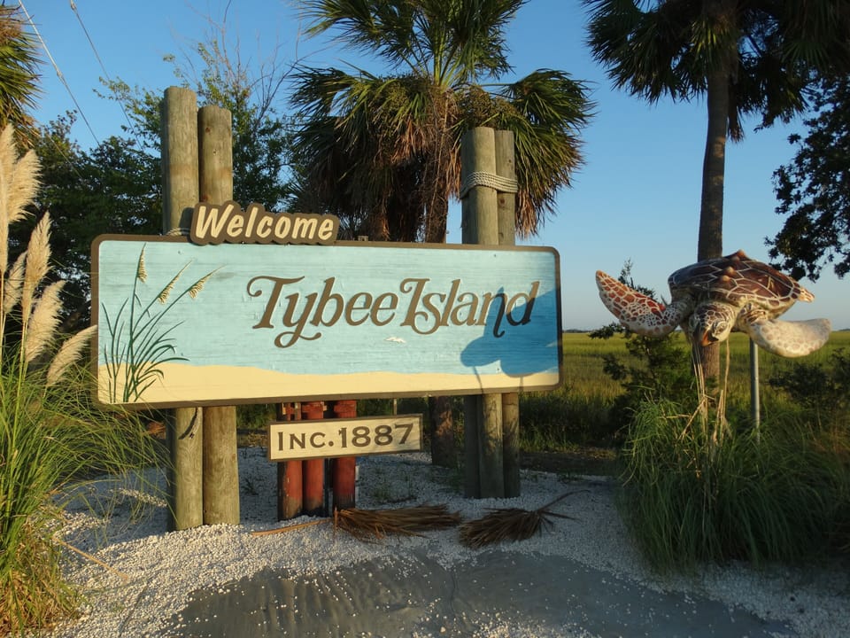 Savannah's Beach  (less than 30 minutes to Historic Savannah)