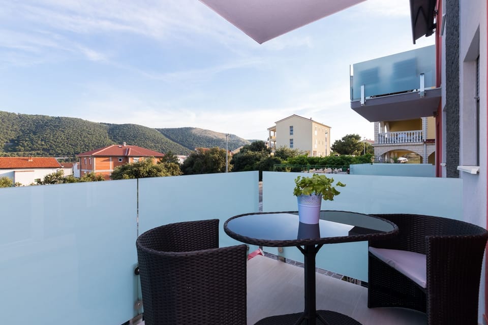 Terrace 1