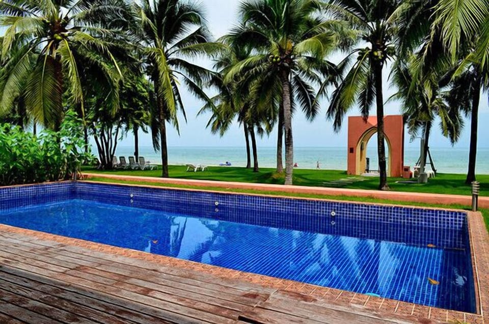 2Br nicely decorated with sea view 042