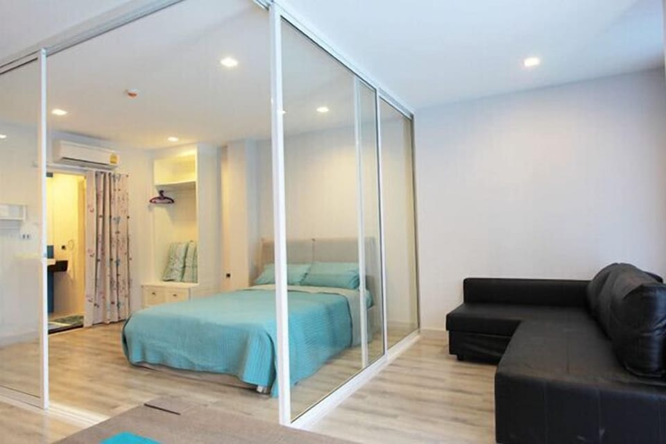 The Crest Santora - 1Br pool view 050