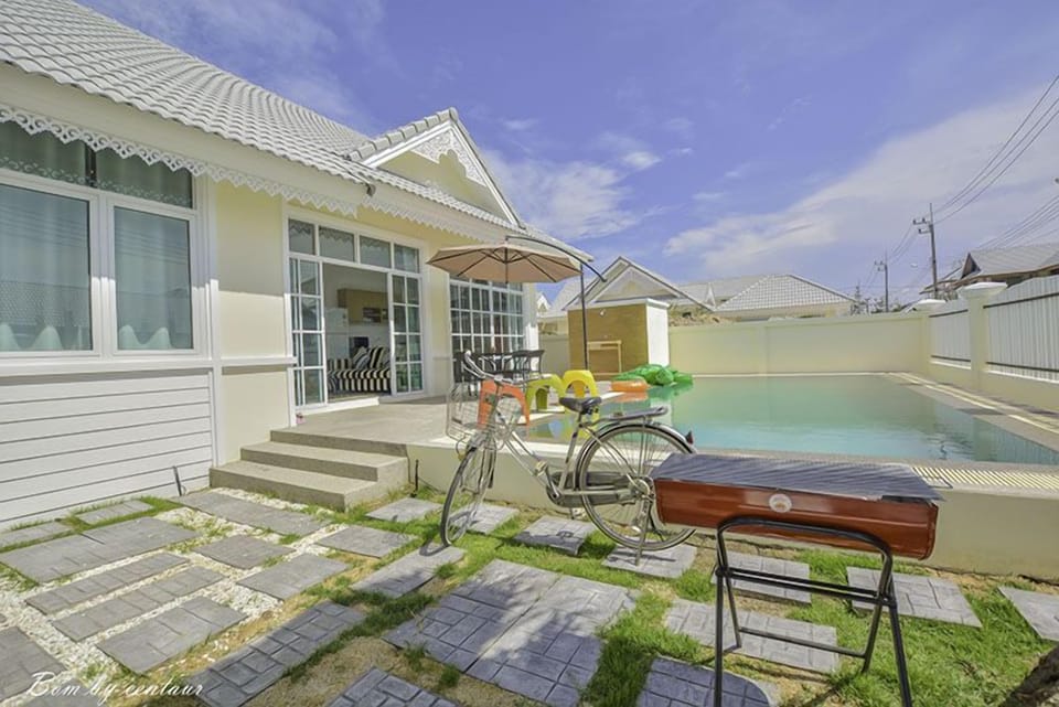 Baan Praramhok Pool Villa SHR072
