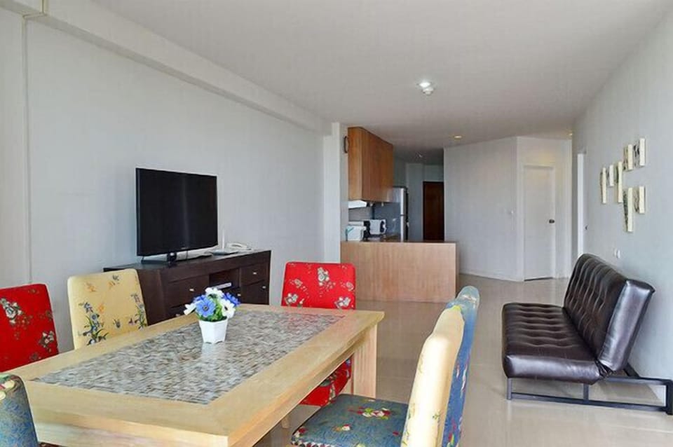 Baan Poolom - Beautiful 2 Bedroom 035