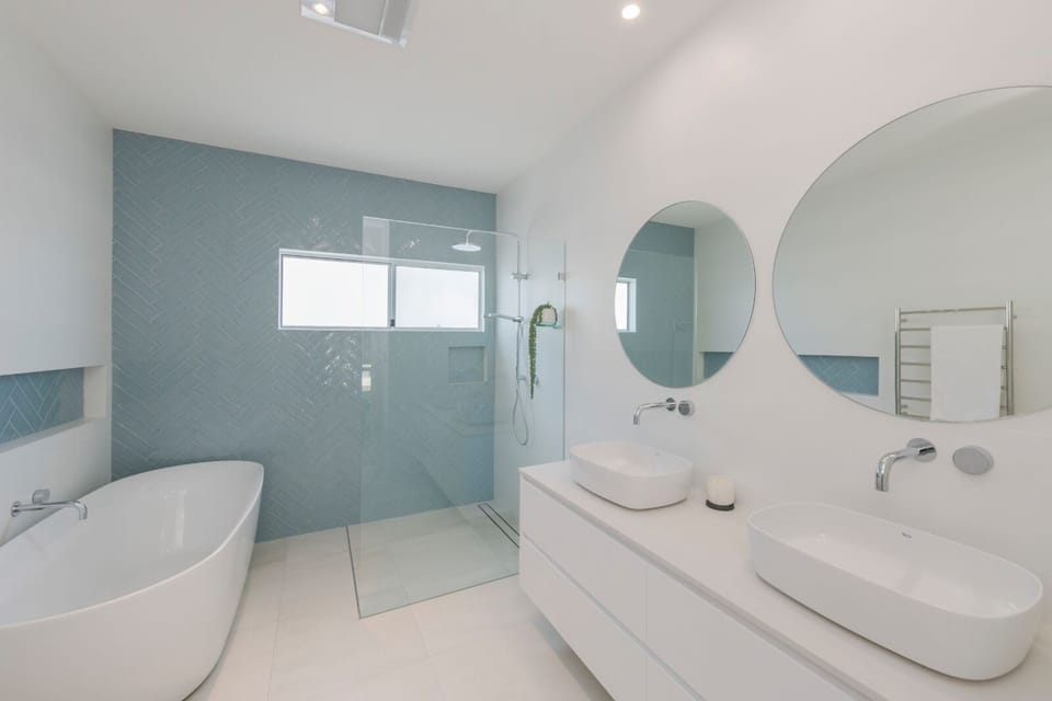 Main bathroom