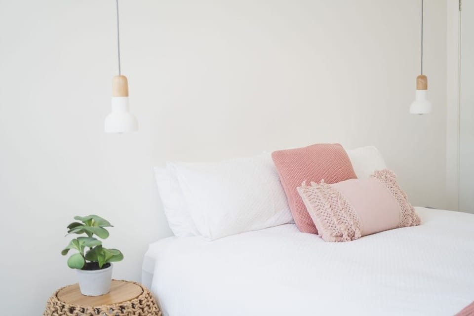 Bedroom 2 - King split bed