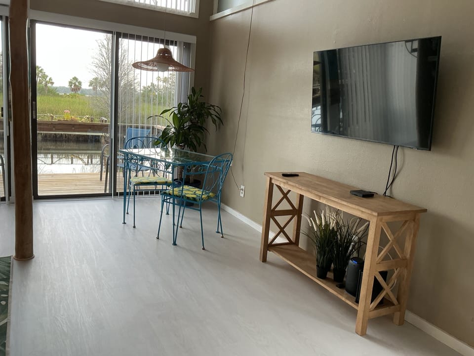 Living area.
