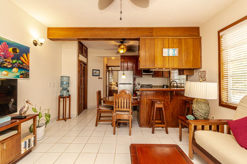 Coral Bay Villas - Living Room and Kitchen