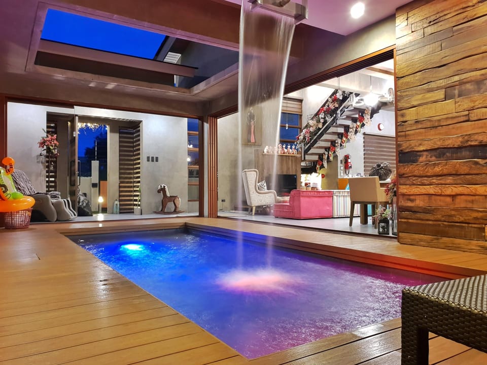 An indoor outdoor experience like no other.
