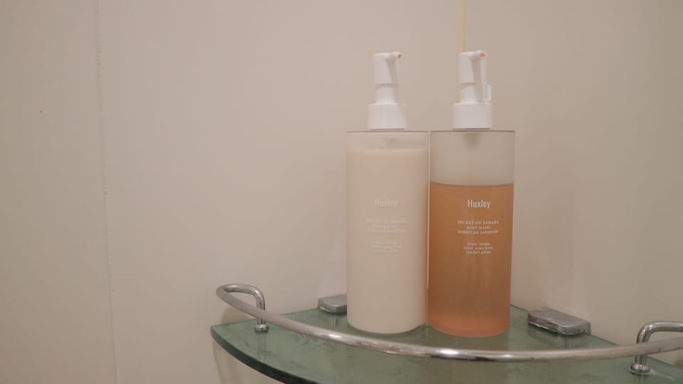 Bathroom amenities