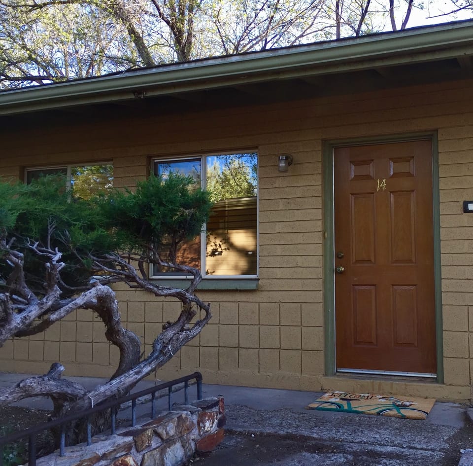 Private front entrance 