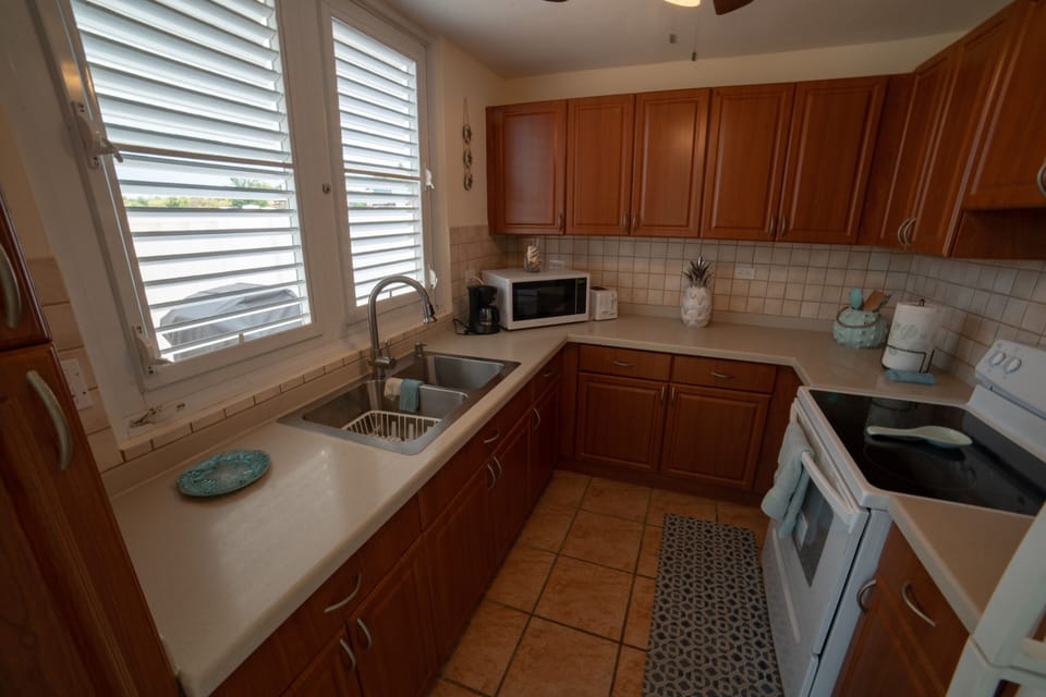 Fully equipped kitchen