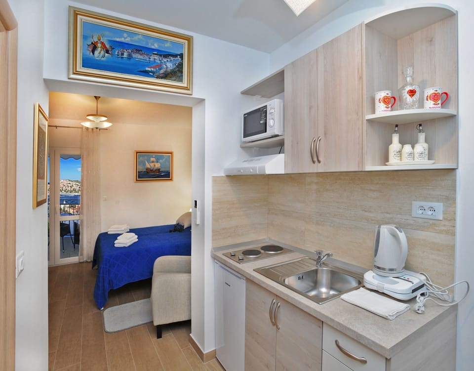 Kitchenette