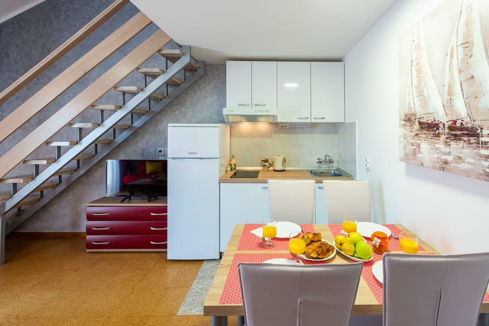 Kitchenette