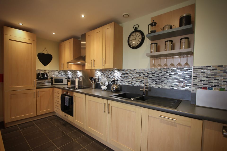 Fully equipped kitchen with all that you need for a home from home