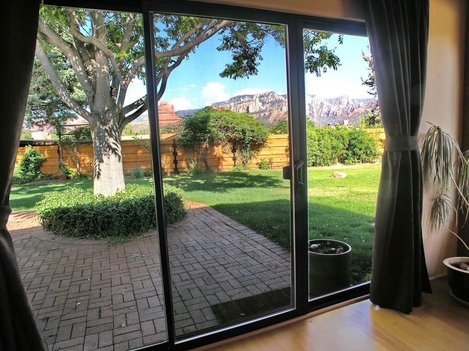 Main Bedroom Suite with Access Outside