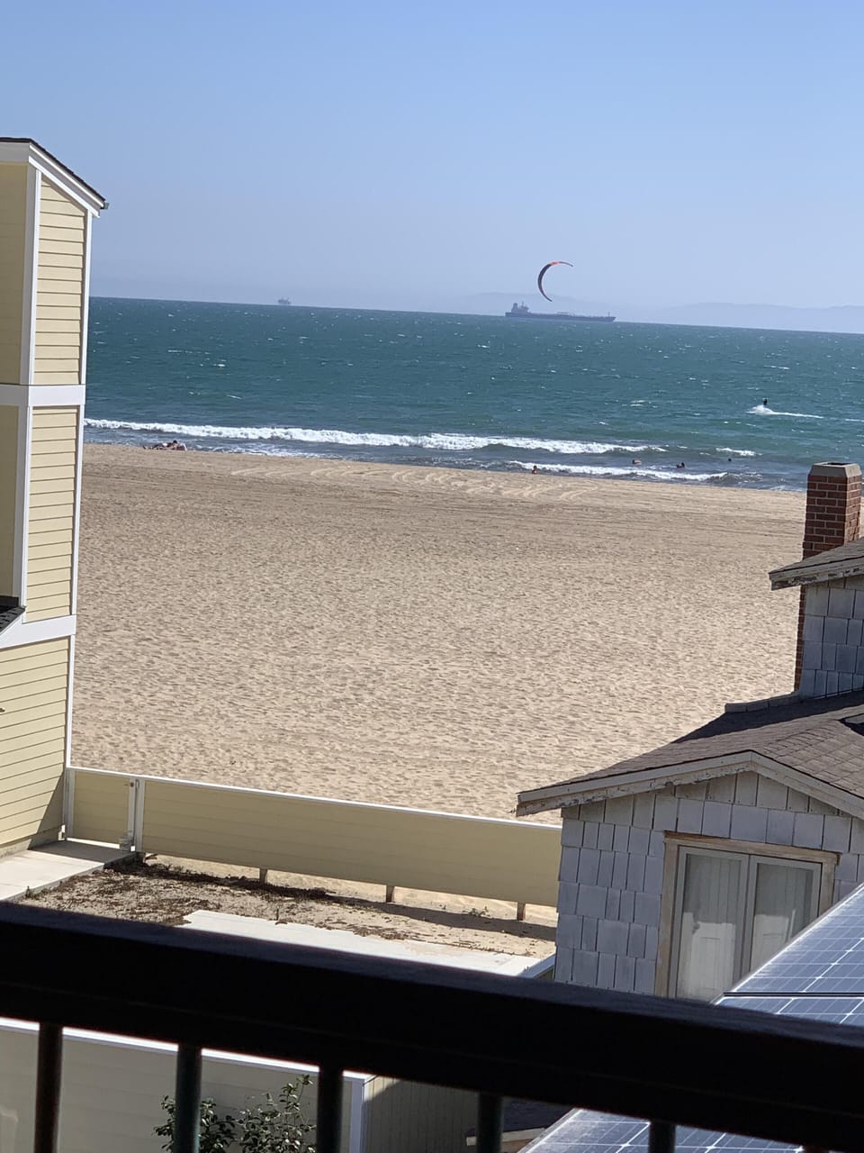 View of kitesurfers!