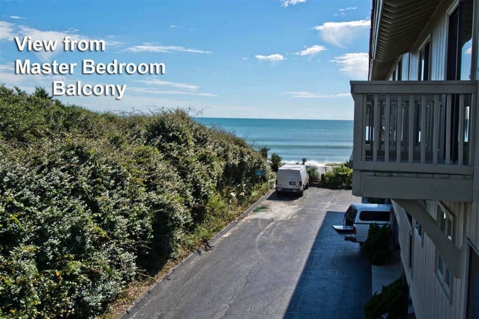 Master Bedroom Deck Ocean view and under unit parking access