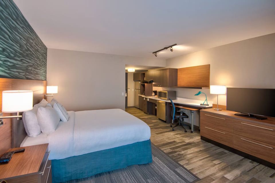 Studio King Bedroom