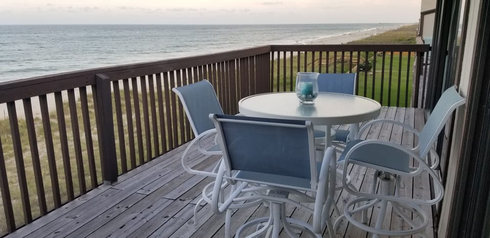 300 sq. ft. deck