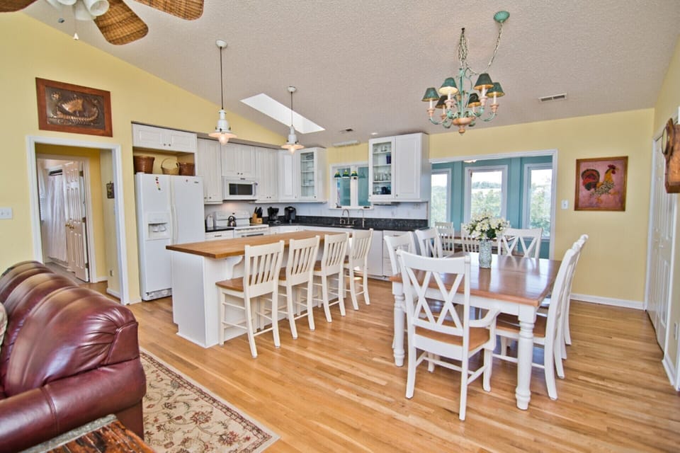 Open Kitchen with Seating for 24 (Island Counter, Dining Room & Carolina Porch)