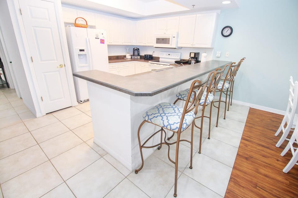 Spacious kitchen