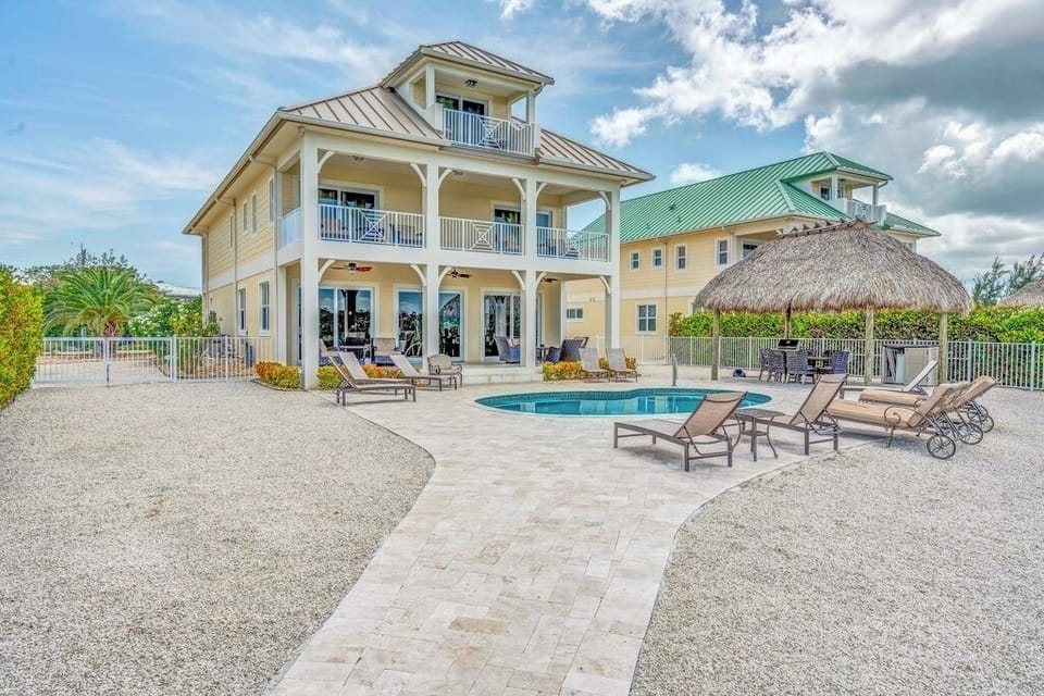 Back Exterior view 1