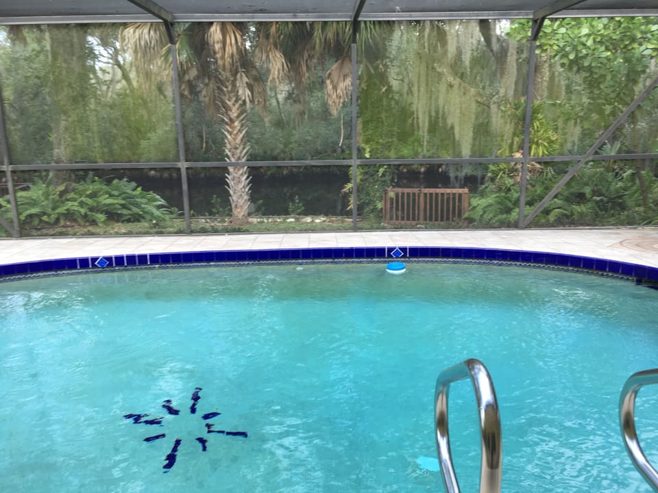 Private Pool.