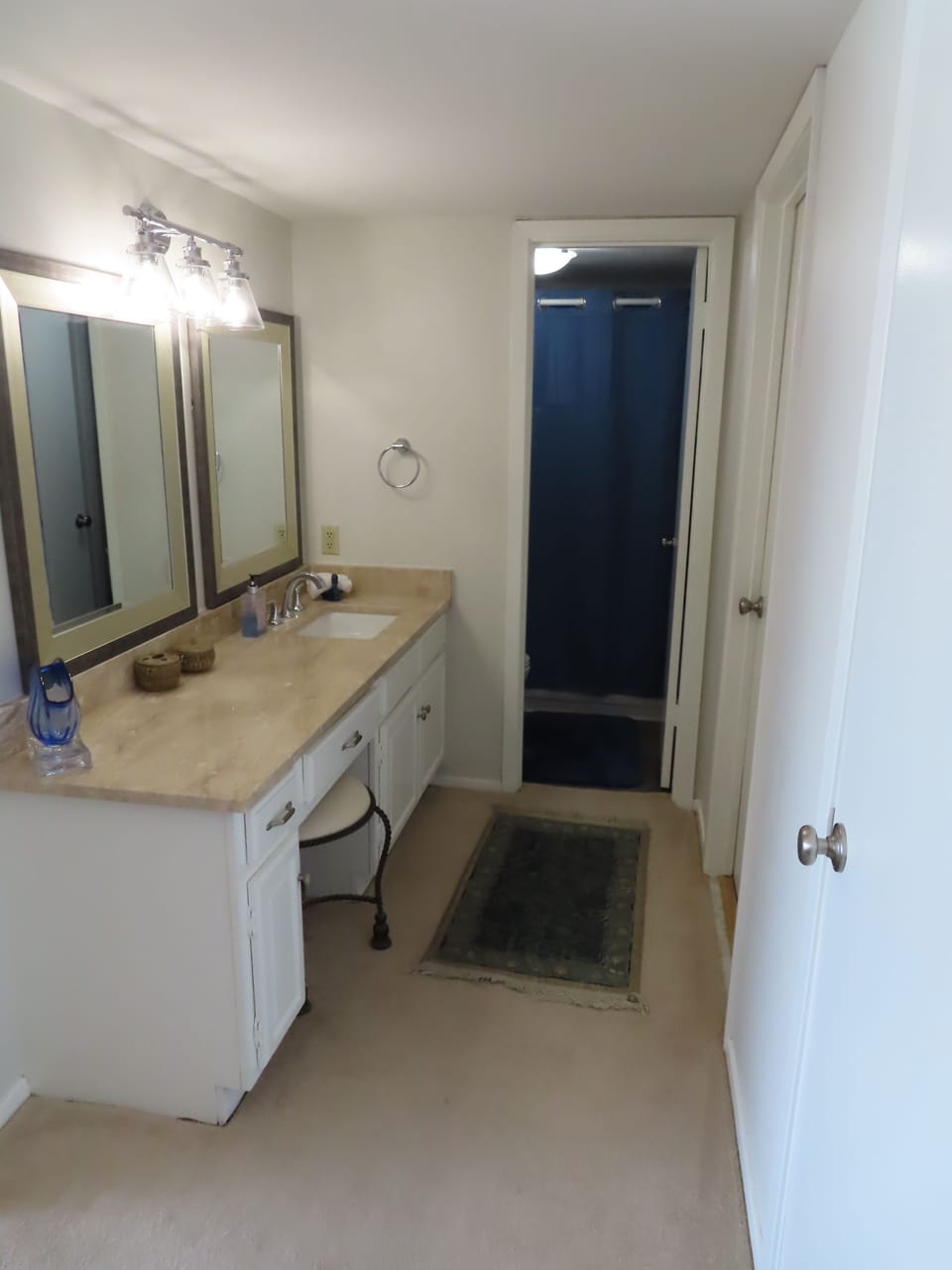 Master bedroom bath with vanity and stool