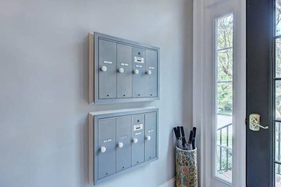 Mail storage