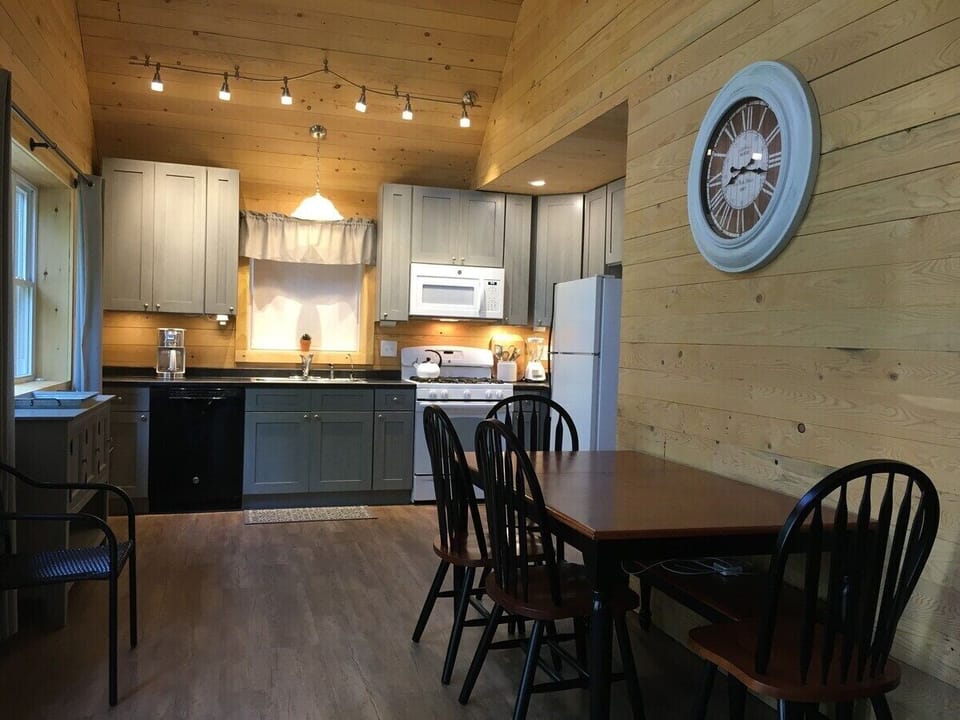 Full kitchen and dining area