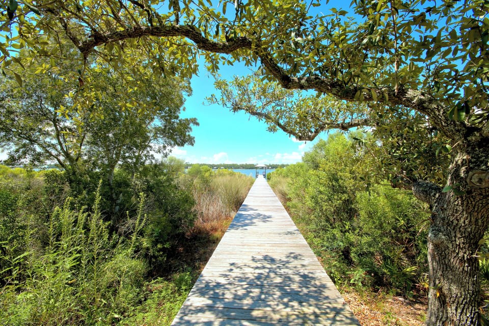 Natural beauty but less than a 2 min walk to the Gulf of Mexico!!!!