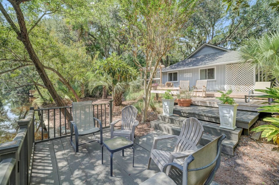 Deck Seating