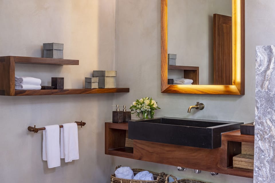 Guest Bathroom