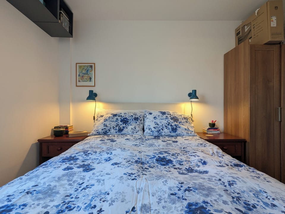 Secondary bedroom