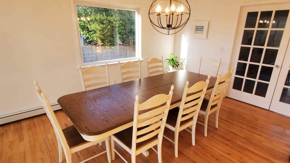 expanded dining table, seats 8