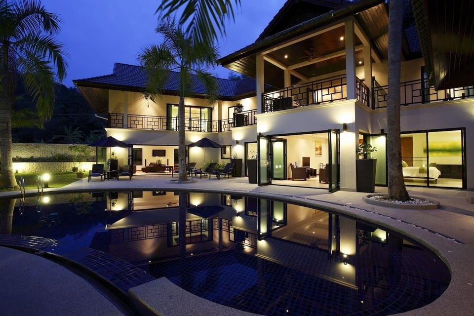Villa Marigold Luxury 5 Bed with pool