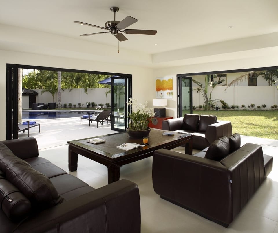 Villa Marigold Luxury 5 Bed with pool