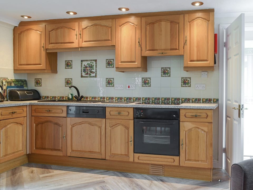 Well-appointed kitchen area | Lorna&rsquo;s At The Grange - Grange Country House Holiday Cottages, Loweswater, near Cockermouth