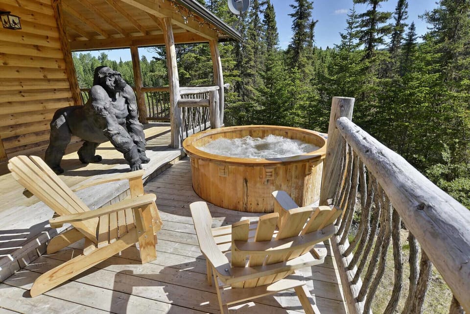 Hot tub