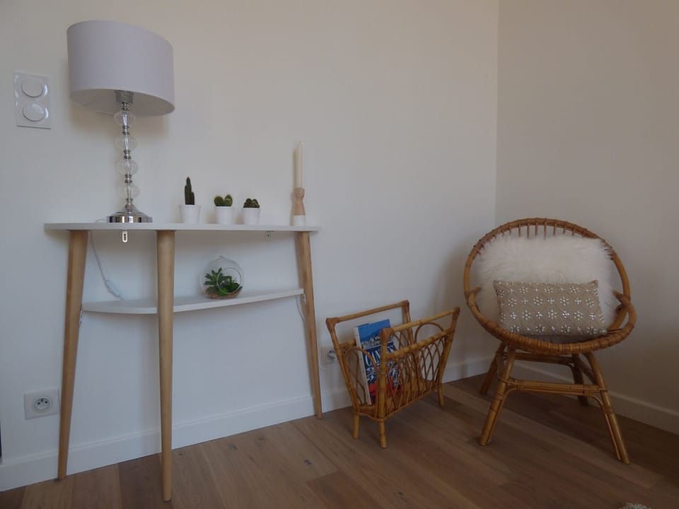 happy-days-living-room-3