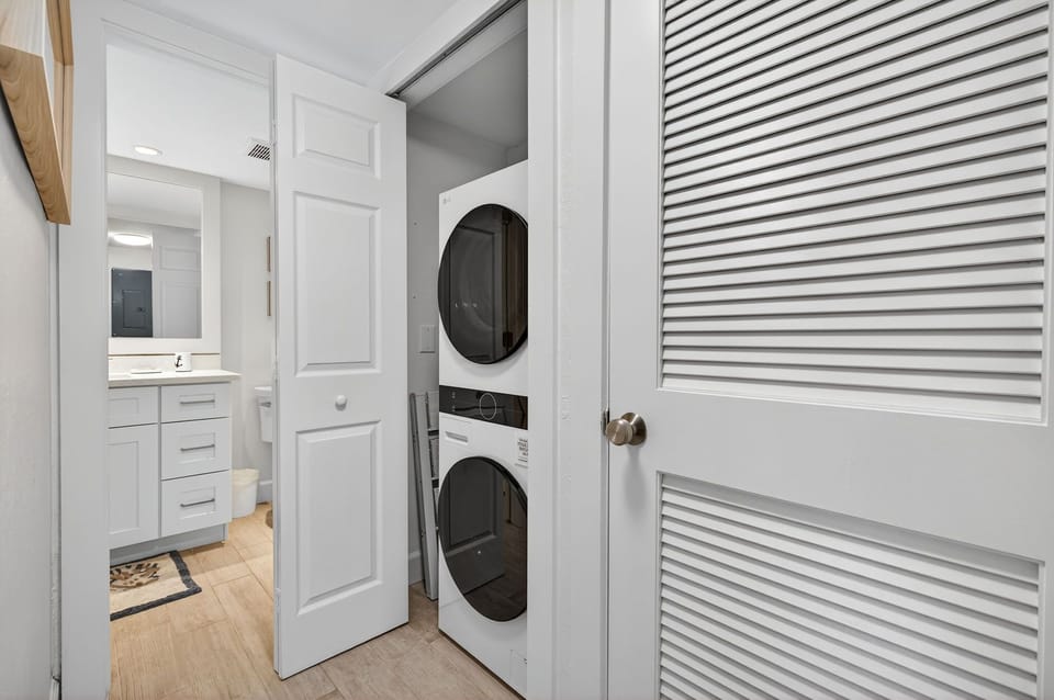 In unit washer and dryer