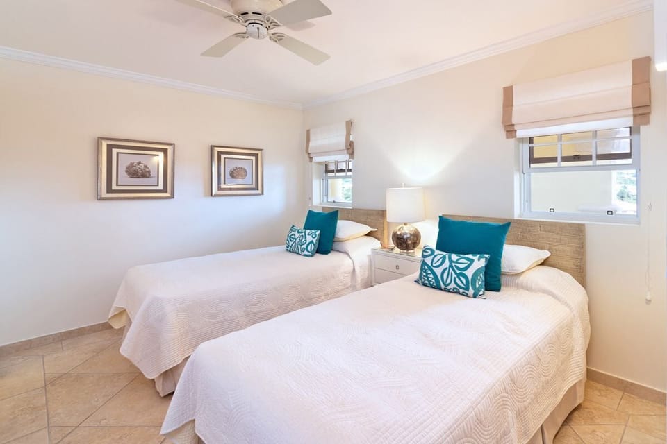 SAPPHIRE BEACH 317- BEDROOM 3