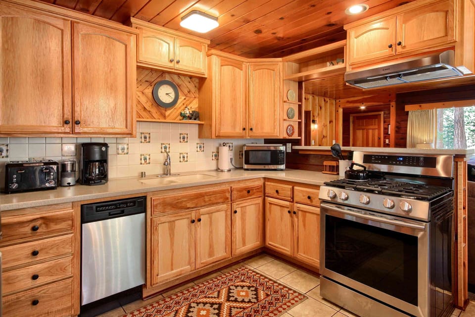Fully equipped kitchen